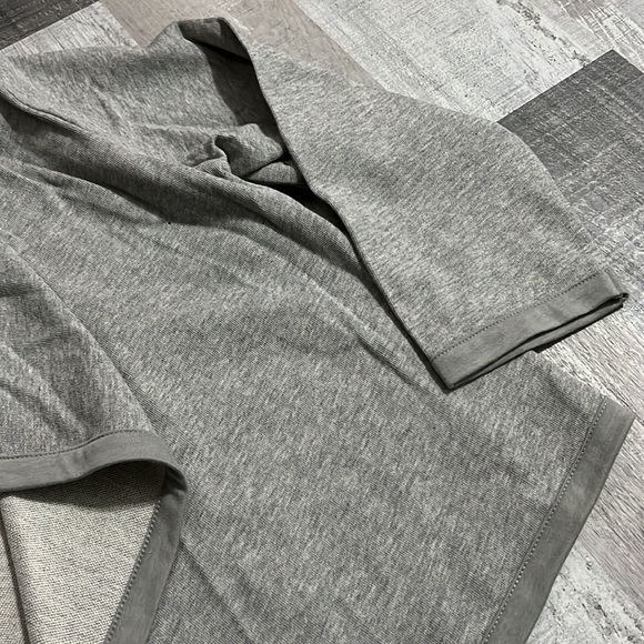 NWOT Forgiveness Open Front Knit Waterfall Sweater Cardigan Sz Medium Light Gray - Picture 6 of 6